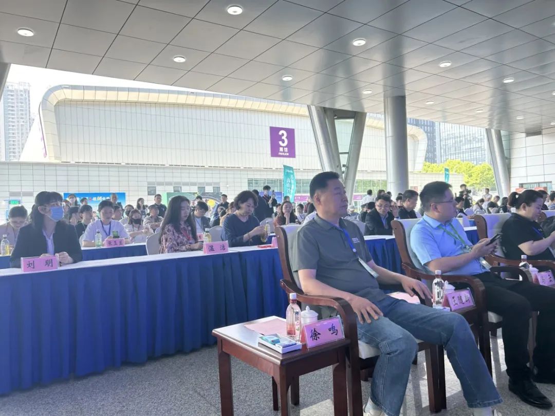 http://www.ls7437f.cn/Upload/ueditor/1715570352365464.jpg