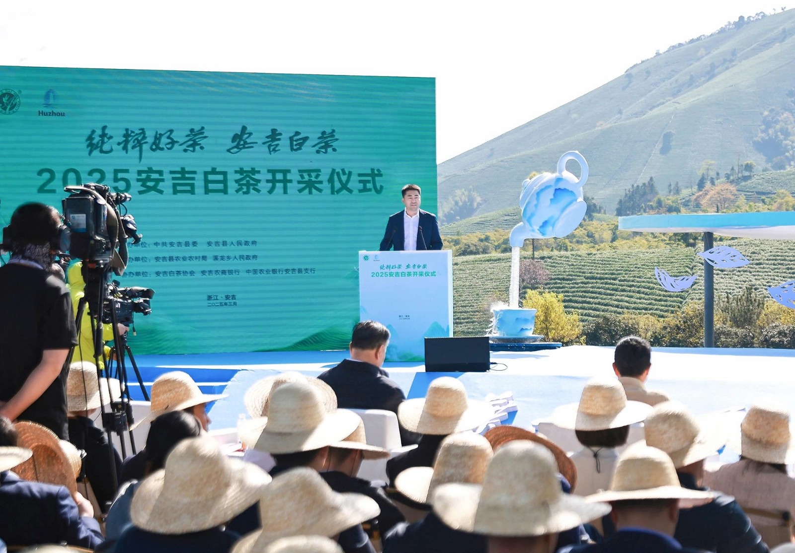http://www.ls7437f.cn/Upload/ueditor/1743476453591420.jpg