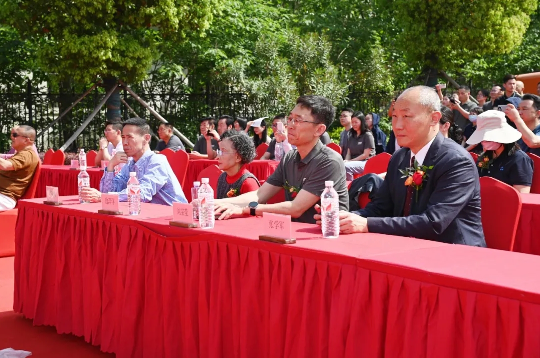 http://www.ls7437f.cn/Upload/ueditor/1745299473447573.png