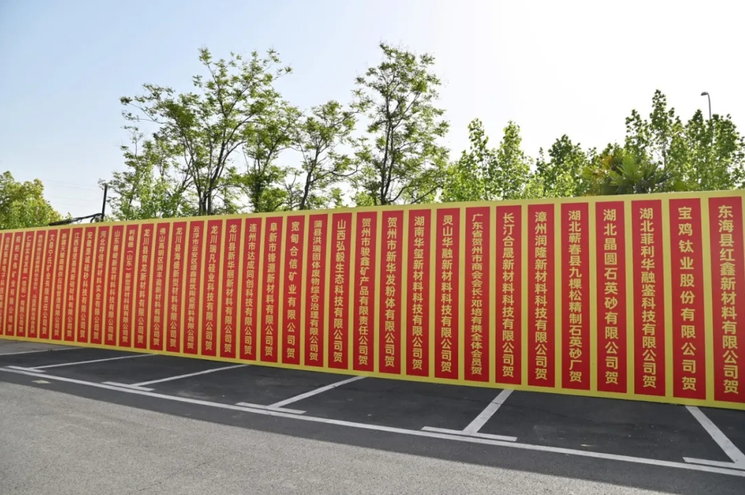 http://www.ls7437f.cn/Upload/ueditor/1745299483200950.png